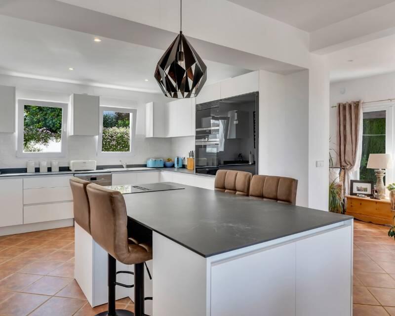 4 slaapkamer Villa Te koop