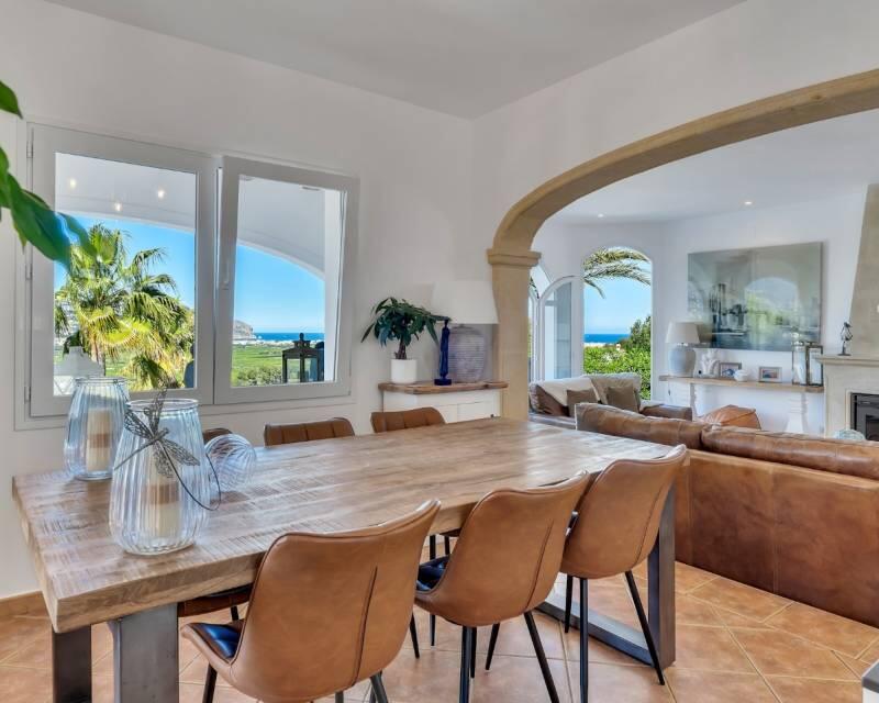 4 slaapkamer Villa Te koop