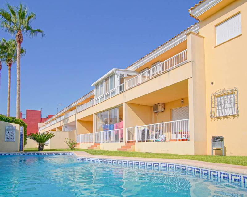 Villa en venta en Denia, Alicante