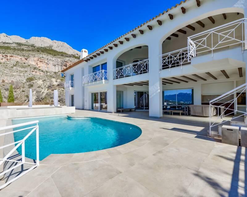 Villa for sale in Altea, Alicante