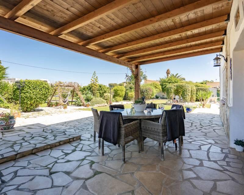 6 chambre Villa à vendre