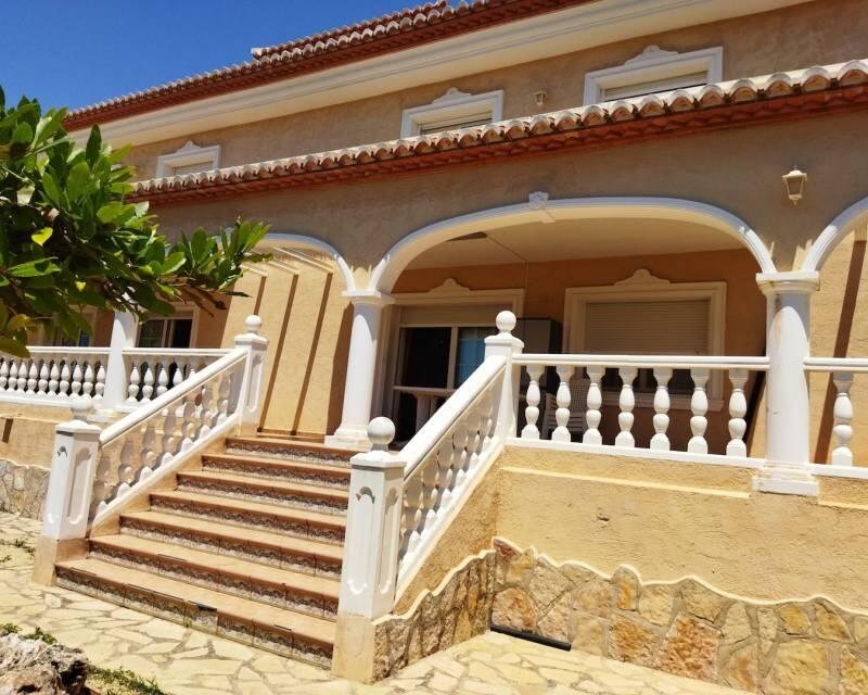 6 Schlafzimmer Villa zu verkaufen
