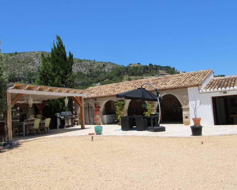Villa for sale in Alcalali, Alicante