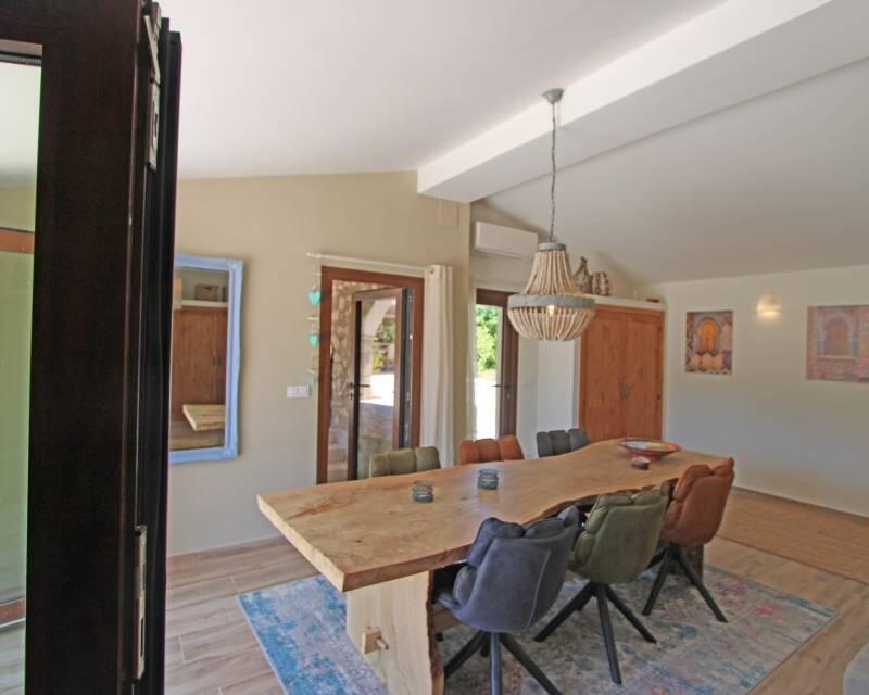 4 Schlafzimmer Villa zu verkaufen