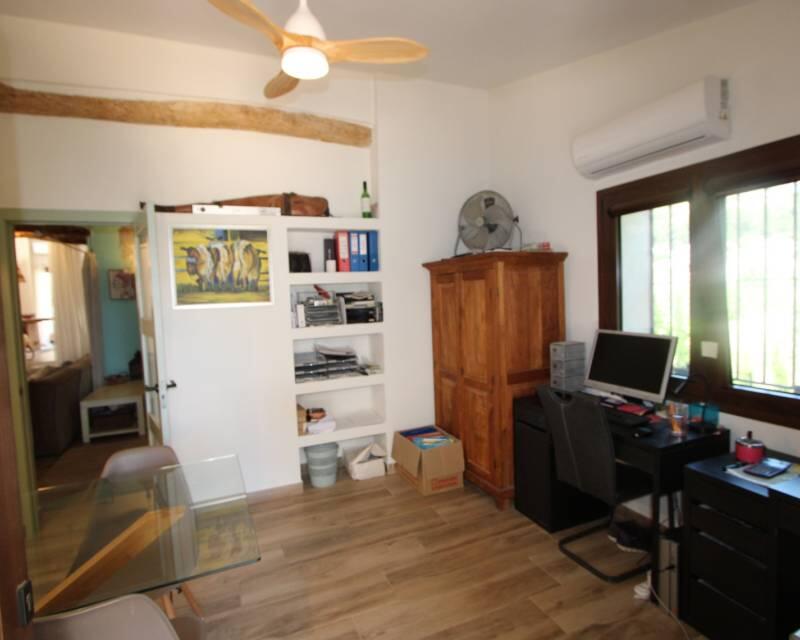 4 Schlafzimmer Villa zu verkaufen