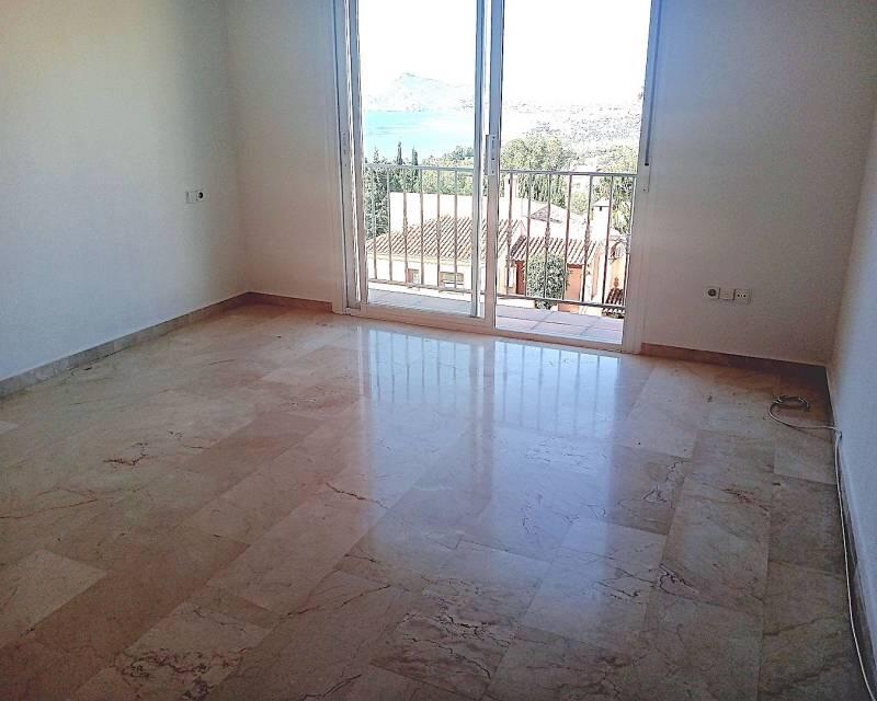 4 bedroom Duplex for sale