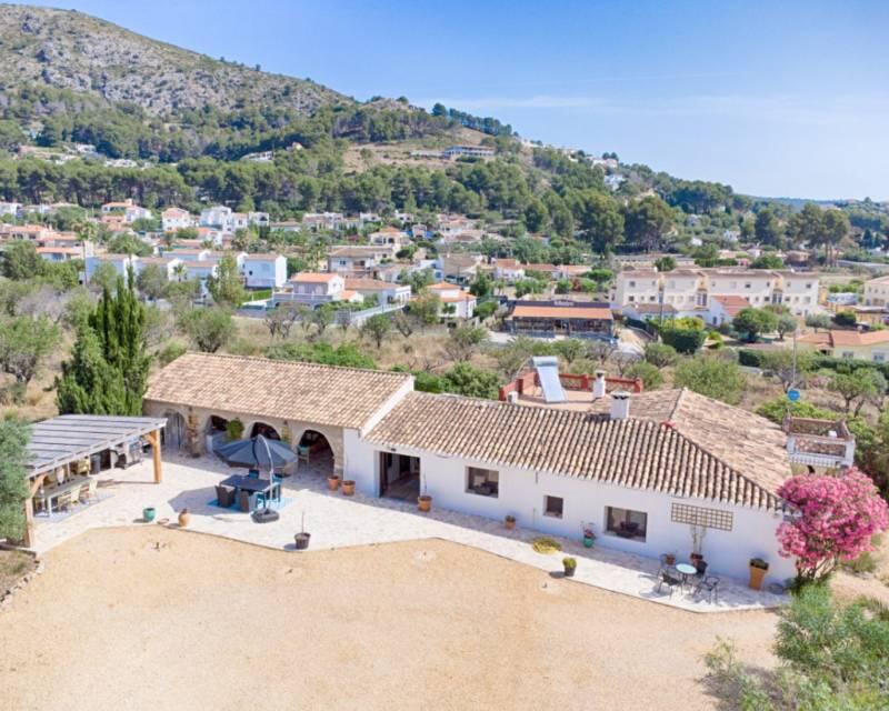 Landsted til salg i Alcalali, Alicante