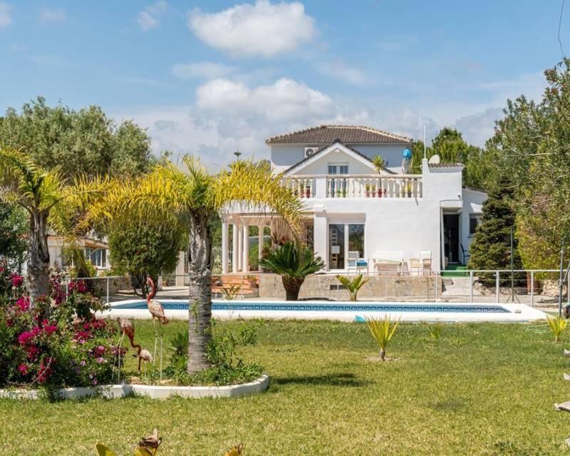 4 slaapkamer Landhuis Te koop