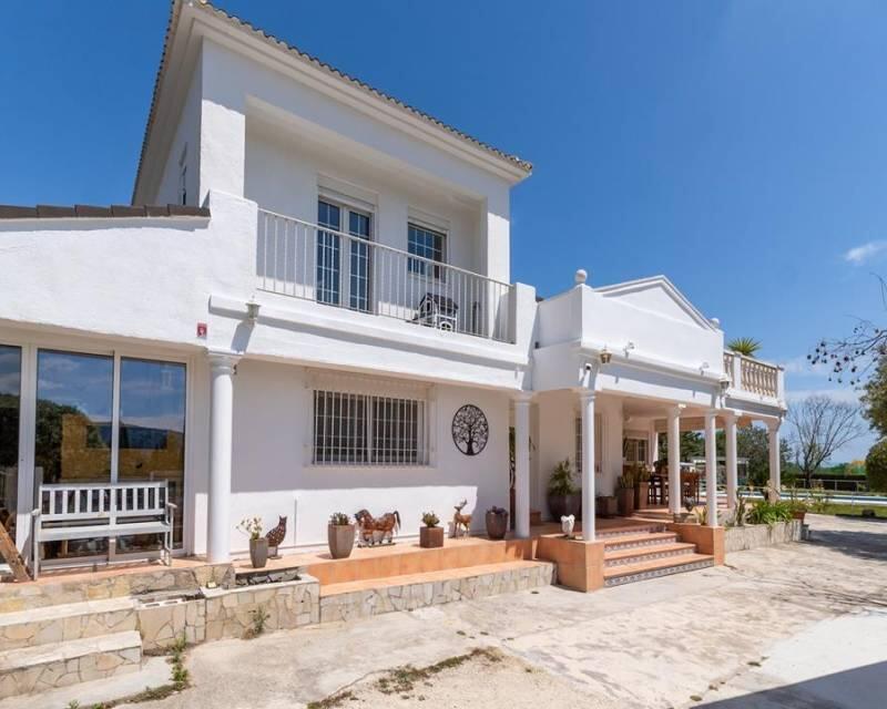 4 slaapkamer Landhuis Te koop