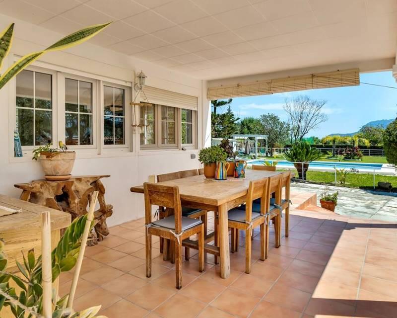 4 slaapkamer Landhuis Te koop