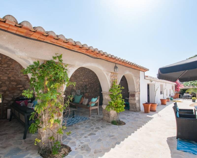 4 slaapkamer Landhuis Te koop