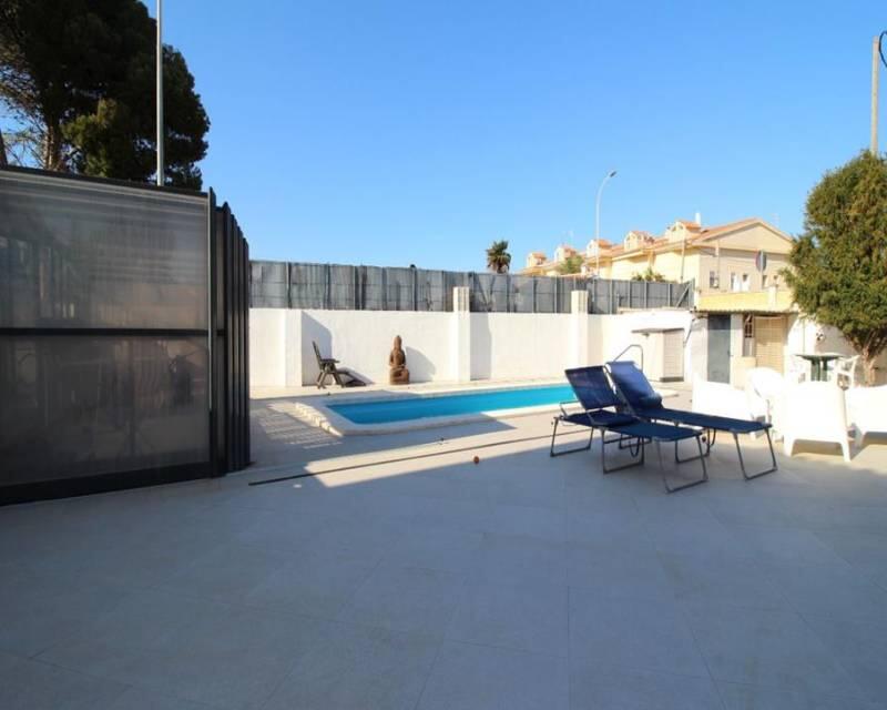 4 slaapkamer Villa Te koop