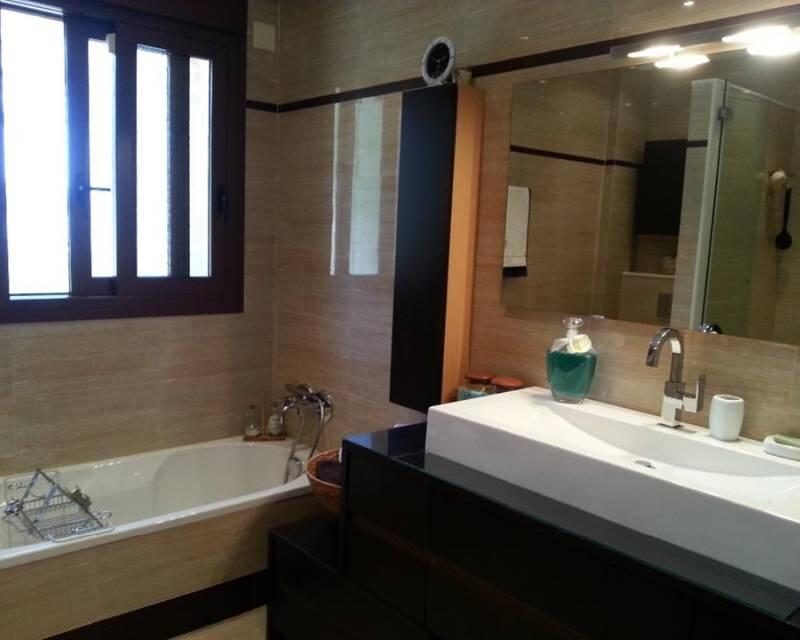 4 slaapkamer Villa Te koop