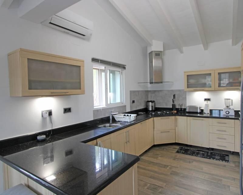 4 Cuarto Villa en venta