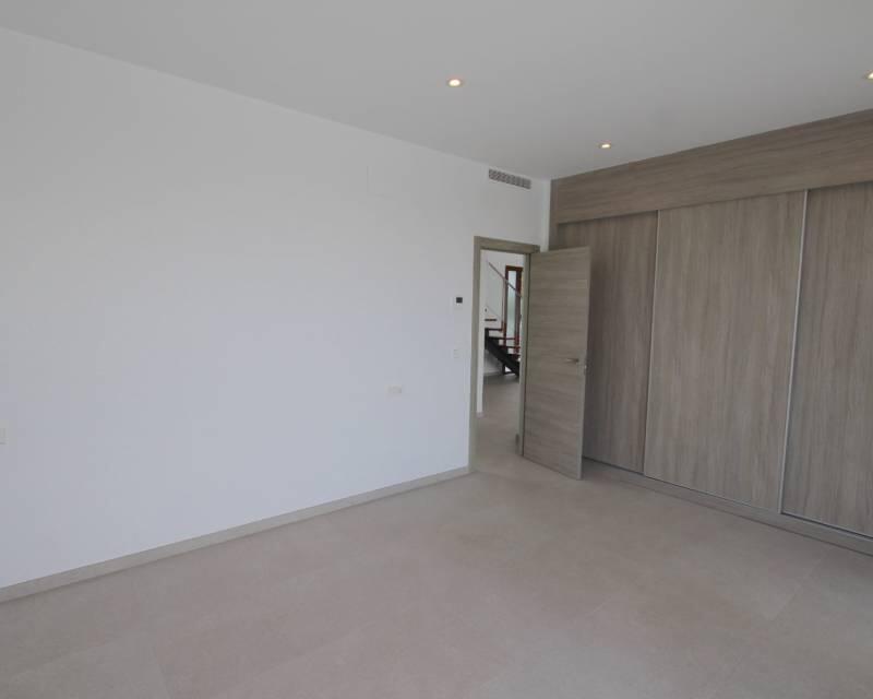 4 Cuarto Villa en venta