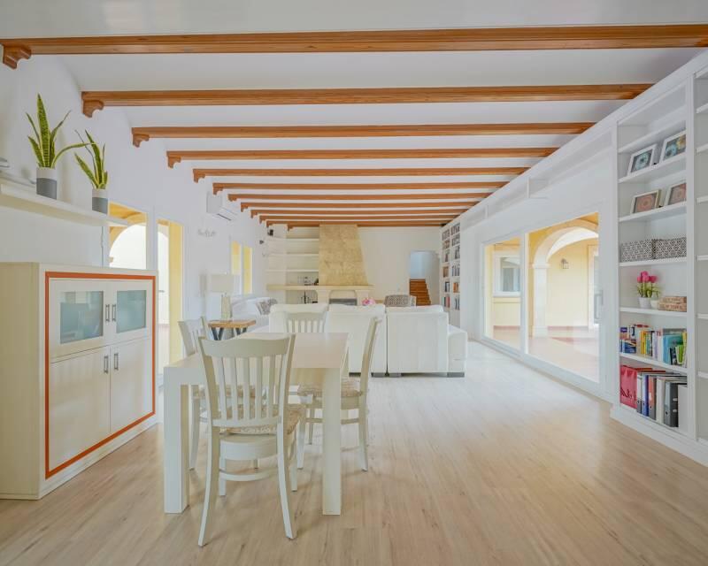 4 slaapkamer Villa Te koop