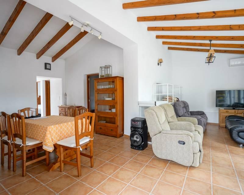 3 Schlafzimmer Grundstück zu verkaufen