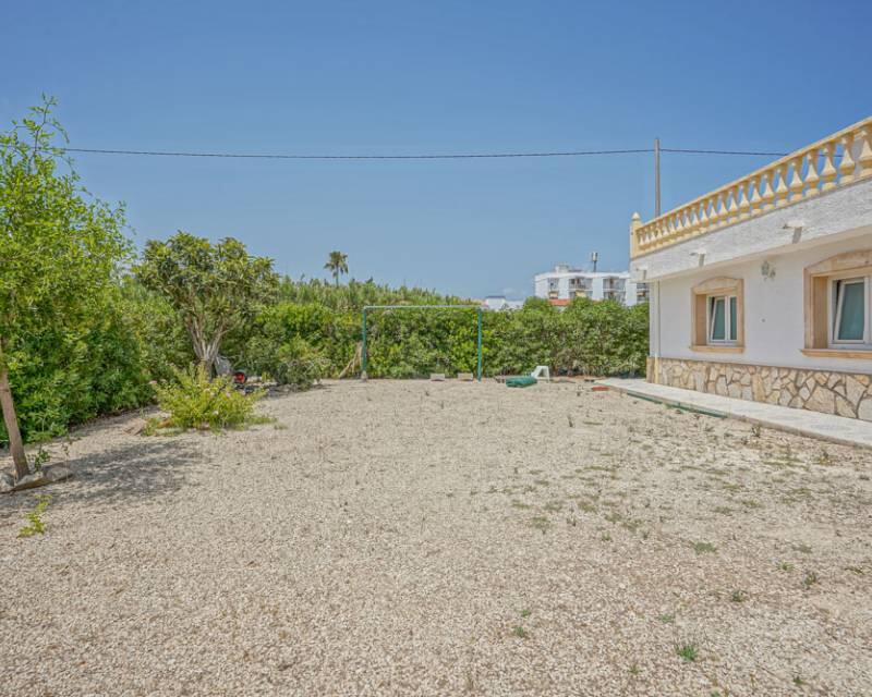 6 Cuarto Villa en venta