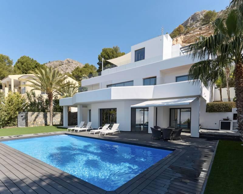 Villa Te koop in Altea, Alicante