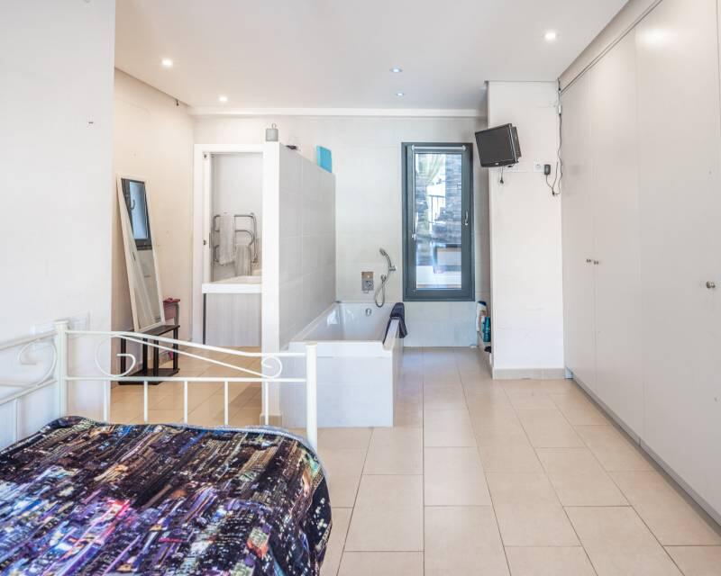 4 bedroom Villa for sale