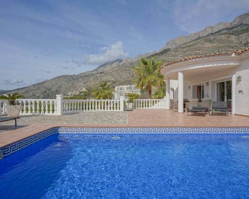 4 slaapkamer Villa Te koop