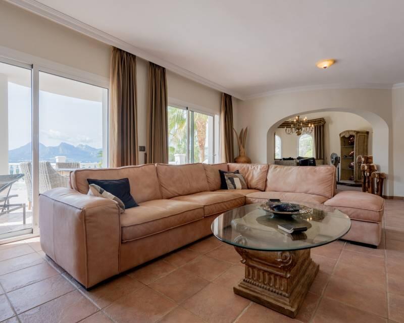 4 slaapkamer Villa Te koop