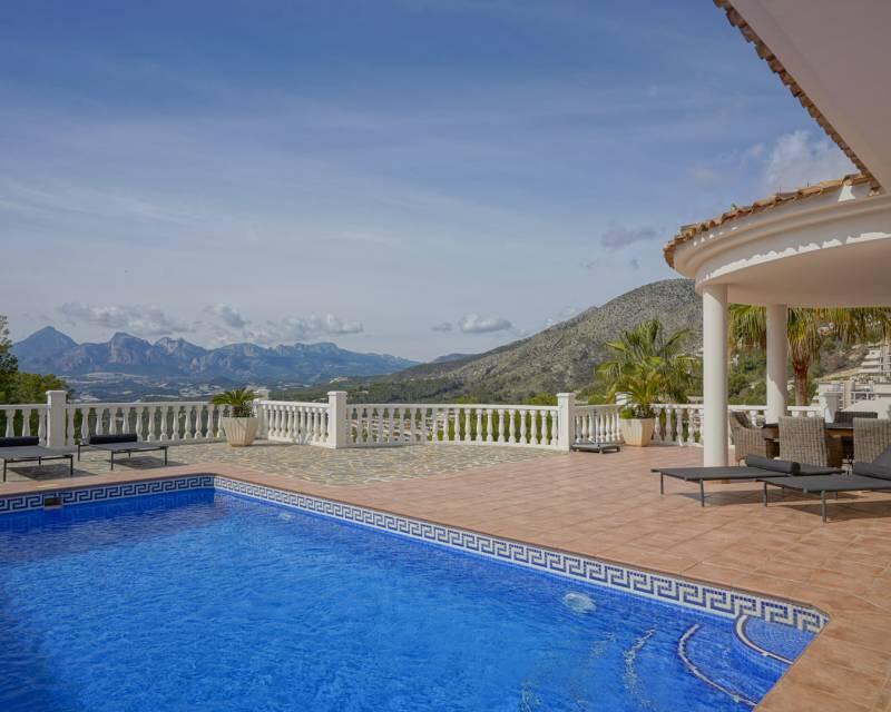 4 slaapkamer Villa Te koop