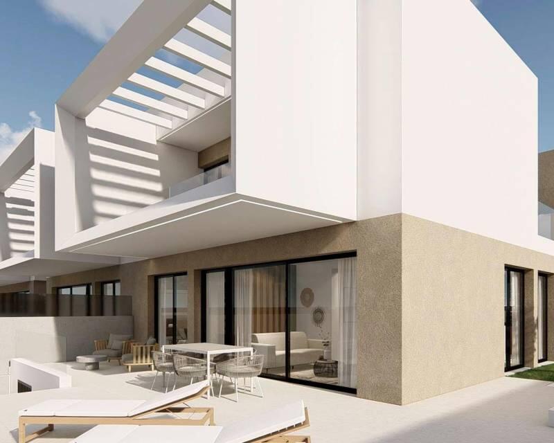 Tweezijdig Te koop in Dolores, Alicante
