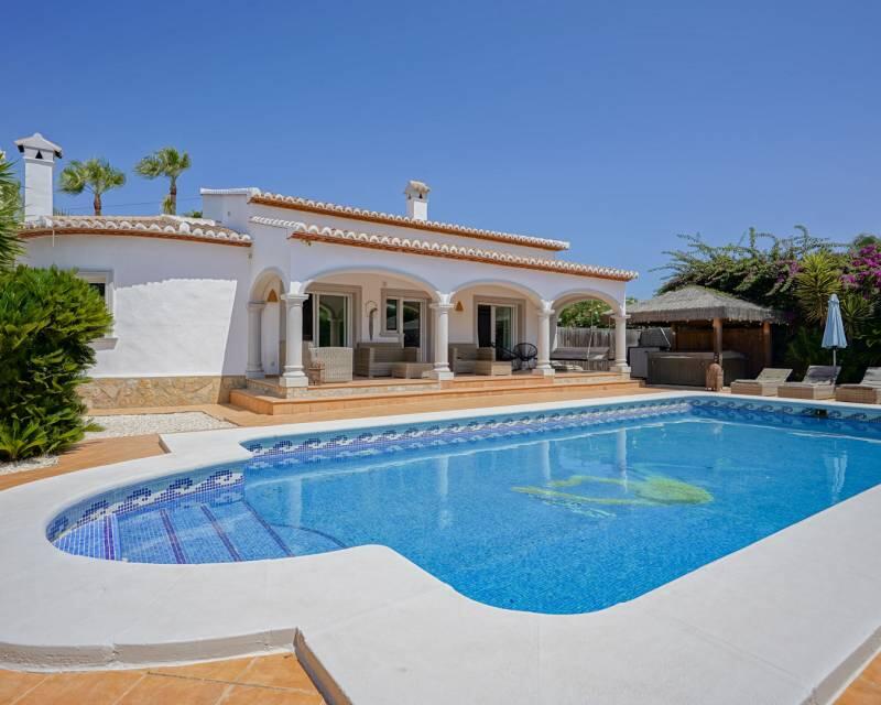 Villa zu verkaufen in Javea, Alicante