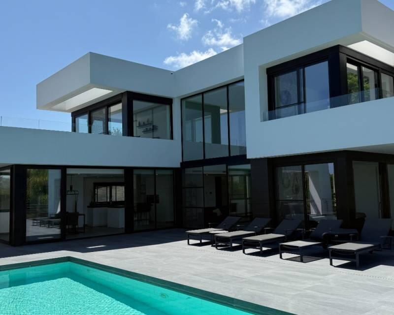 3 Cuarto Villa en venta
