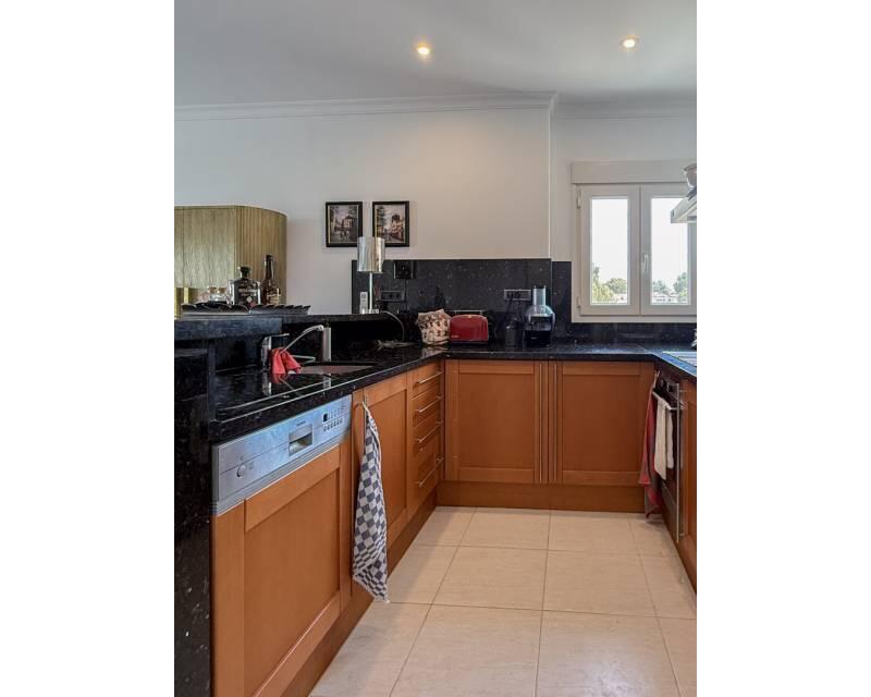 2 slaapkamer Appartement Te koop