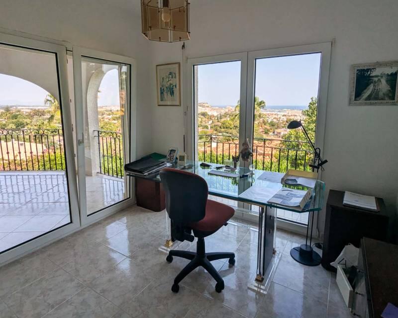4 slaapkamer Villa Te koop