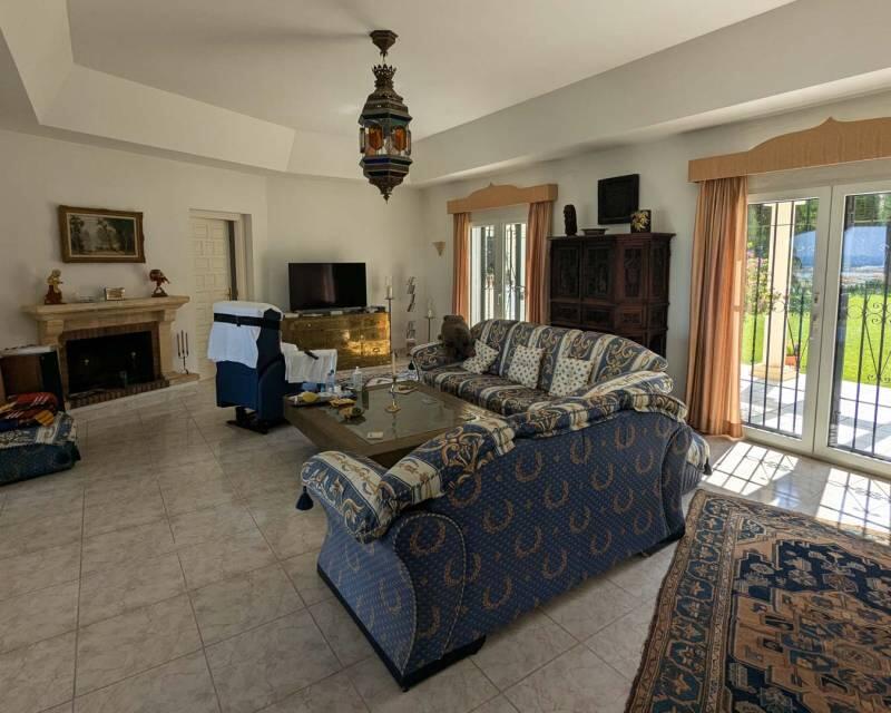 4 slaapkamer Villa Te koop