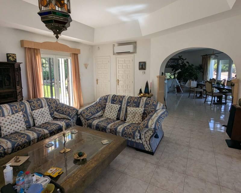 4 slaapkamer Villa Te koop