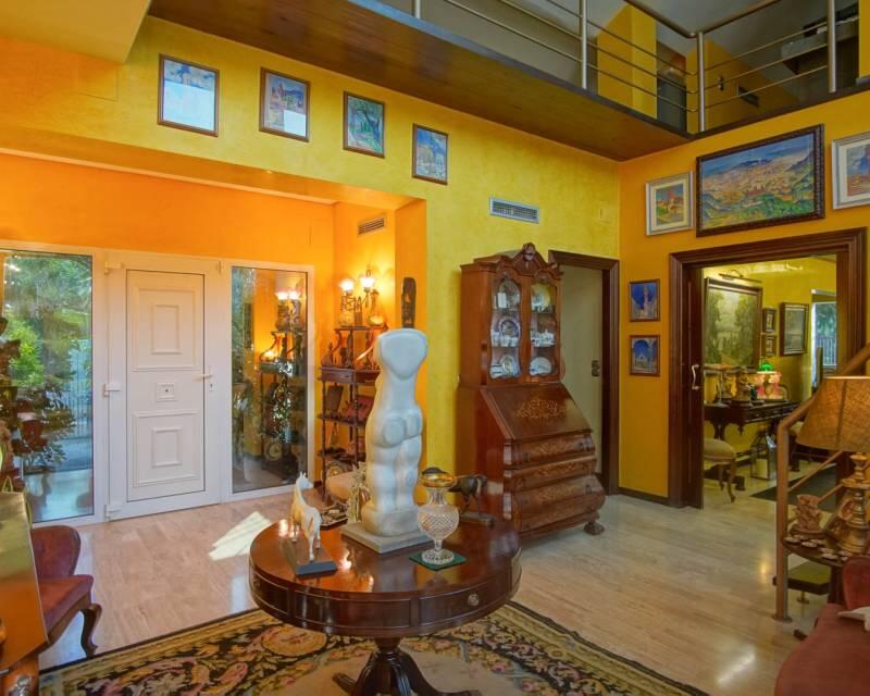 4 slaapkamer Villa Te koop