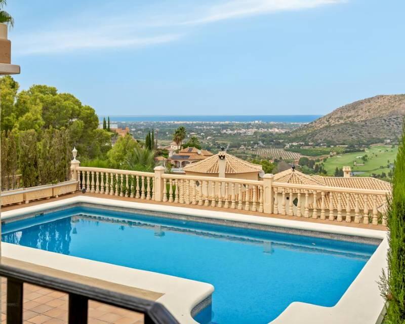 4 Cuarto Villa en venta