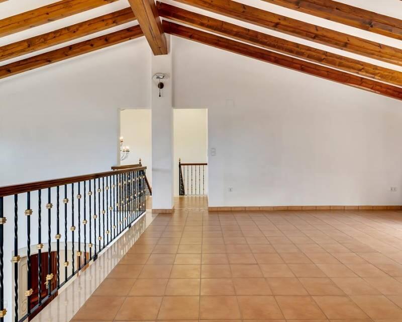 4 Cuarto Villa en venta