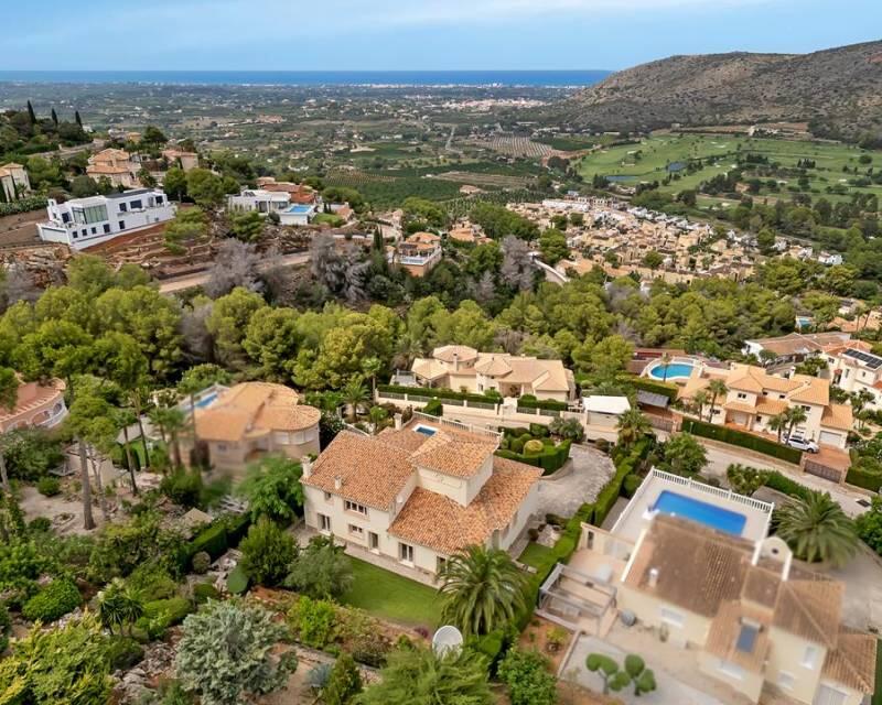 4 Cuarto Villa en venta