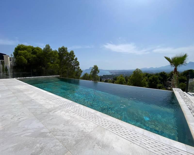 5 bedroom Villa for sale