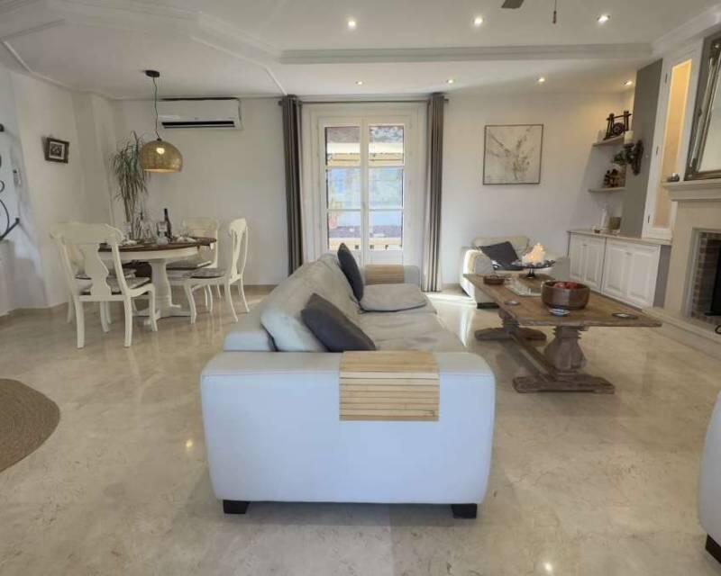 4 bedroom Villa for sale
