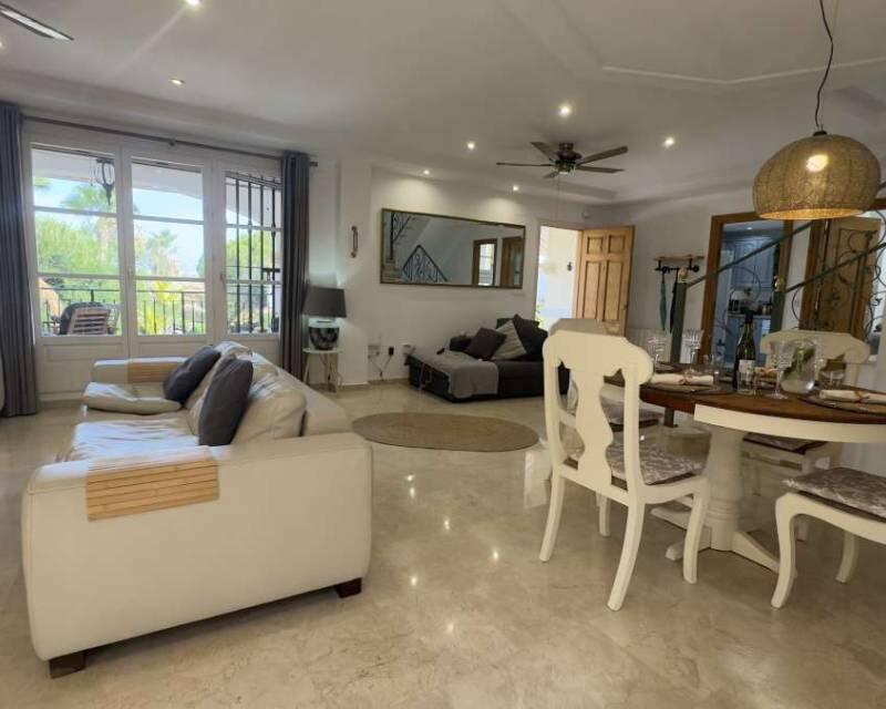 4 bedroom Villa for sale