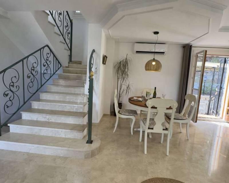 4 bedroom Villa for sale