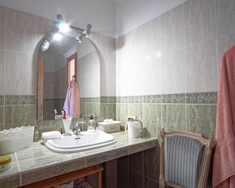 6 bedroom Villa for sale
