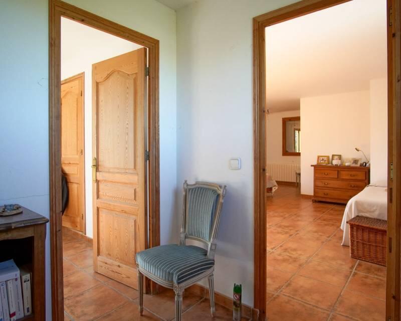 6 bedroom Villa for sale