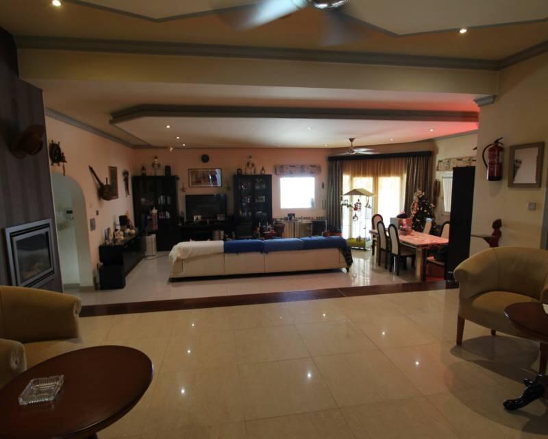 4 slaapkamer Villa Te koop