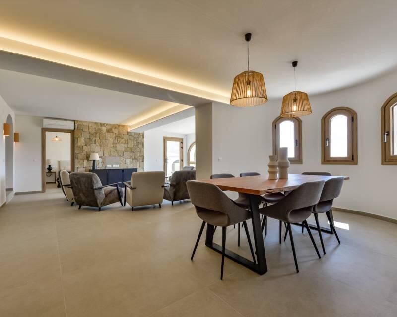 5 bedroom Villa for sale