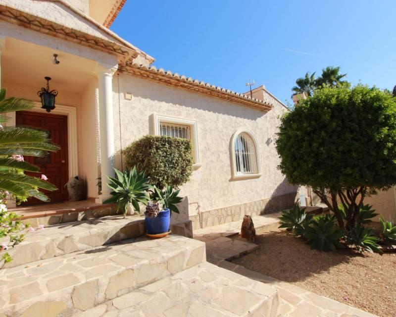 4 bedroom Villa for sale