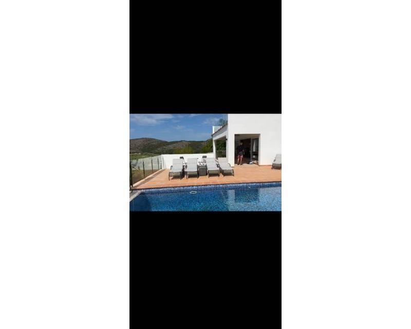 3 bedroom Villa for sale