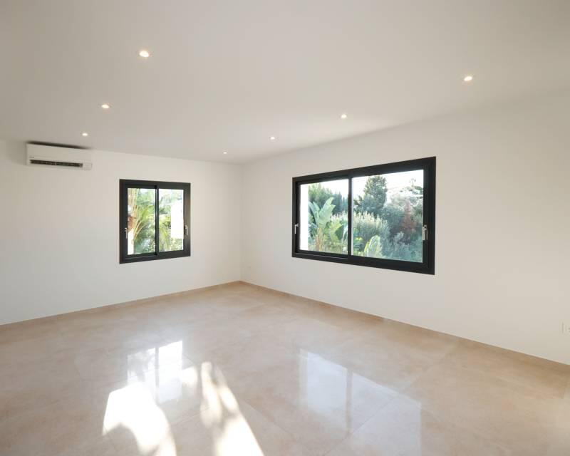 4 Schlafzimmer Villa zu verkaufen 4 Schlafzimmer Villa zu verkaufen