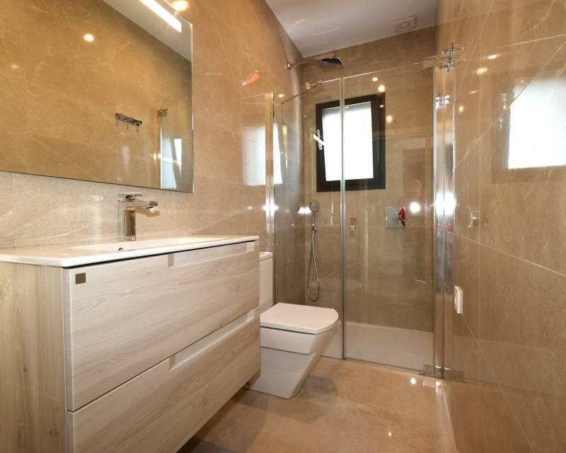 4 Schlafzimmer Villa zu verkaufen 4 Schlafzimmer Villa zu verkaufen